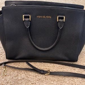 Michael Kors Medium Tote